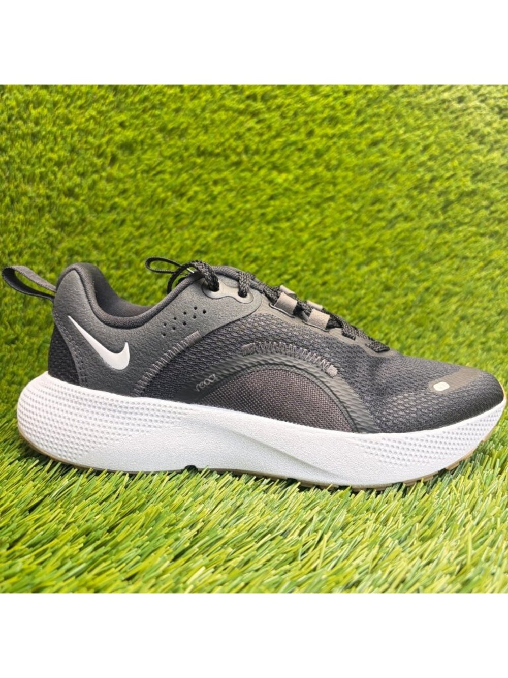 Nike React Escape Run 2 Womens Size 5.5 Black Athletic Running Shoes Sneakers